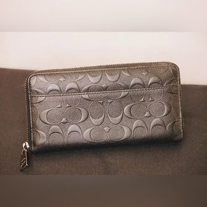 Coach Black Accordion Zip Wallet